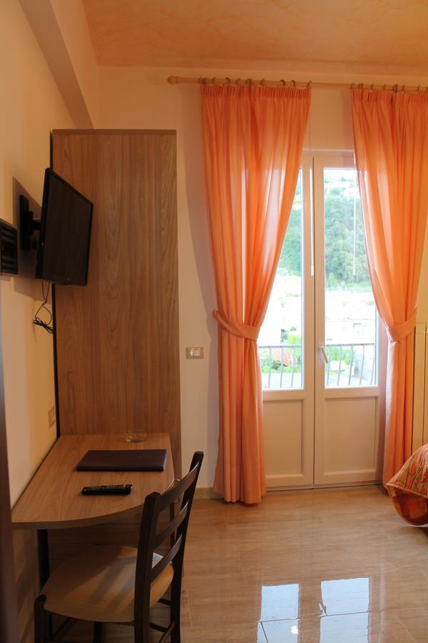 Hotel Terme Rosaleo Casamicciola Terme Luaran gambar